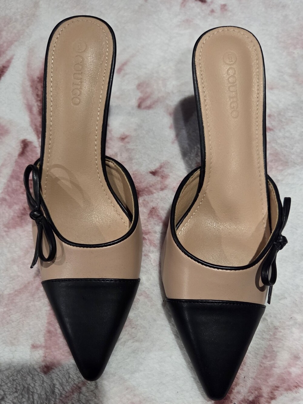 Court&Co Two-Tone Pointed Toe Mules in Nude and Black